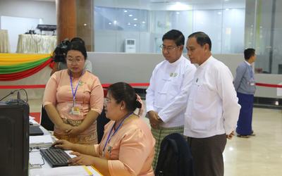 (၆၁) ကြိမ်မြောက် မြန်မာ့ကျောက်မျက်ရတနာပြပွဲ တတိယနေ့ ဆက်လက်ကျင်းပ