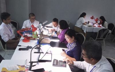 (၆၁) ကြိမ်မြောက် မြန်မာ့ကျောက်မျက်ရတနာပြပွဲ စတုတ္ထနေ့ ဆက်လက်ကျင်းပ၊ ပုလဲအတွဲပေါင်း၂၂၈ တွဲ ရောင်းချနိုင်ခဲ့